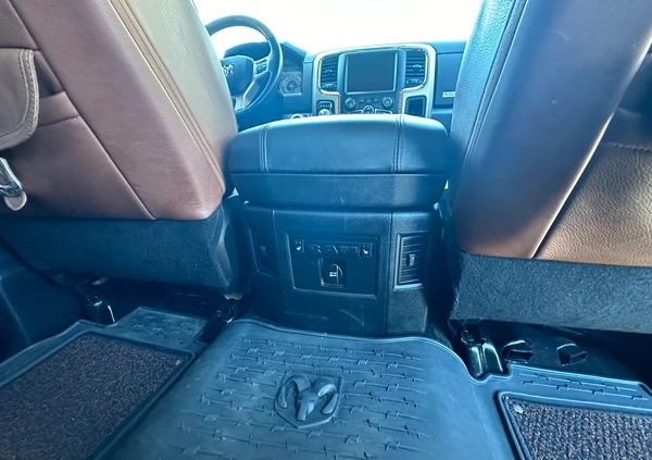 Dodge RAM cena 91999 przebieg: 260000, rok produkcji 2014 z Trzebnica małe 742